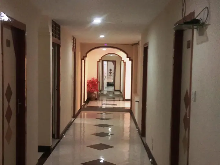 Ахмедабад: Visamo Hotel
