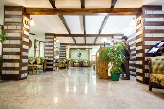 Куллу: Hotel Shobla Royale