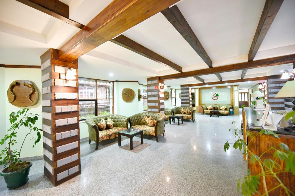 Куллу: Hotel Shobla Royale