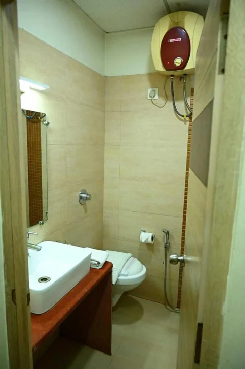 Бахрайч: Leisure Resort