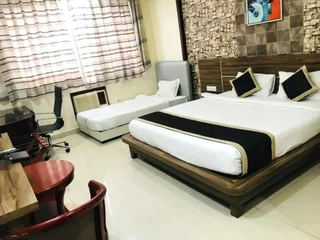 Бахрайч: Leisure Resort