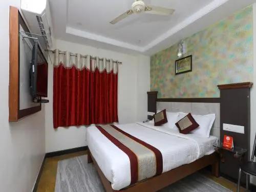Тирупати: OYO 7366 GPR Inn