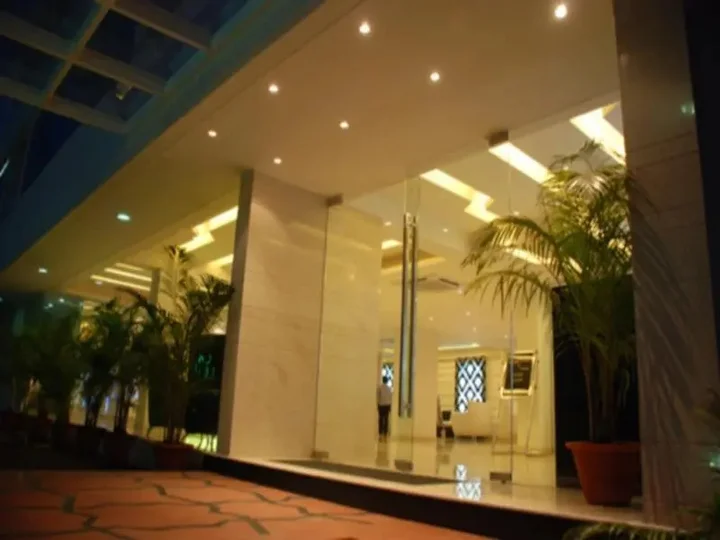 Ранчи: Hotel Element