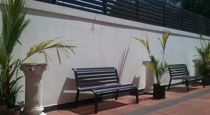 Кумили: Makam Residency