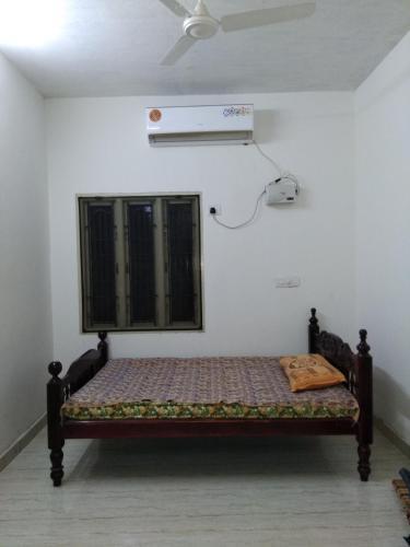 Тирумайам: Charu's Guest House