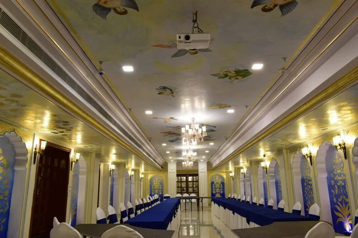 Кукас: Umaid Haveli - A Heritage Style Hotel & Resort