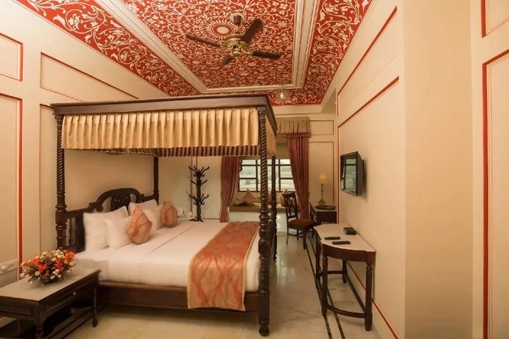 Кукас: Umaid Haveli - A Heritage Style Hotel & Resort