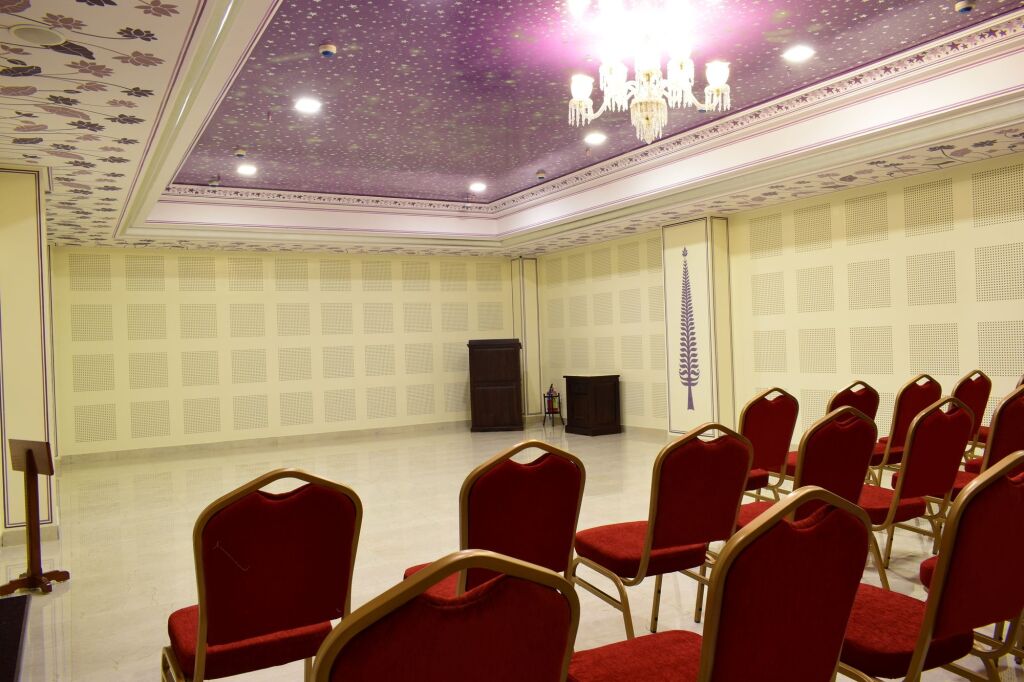Кукас: Umaid Haveli - A Heritage Style Hotel & Resort
