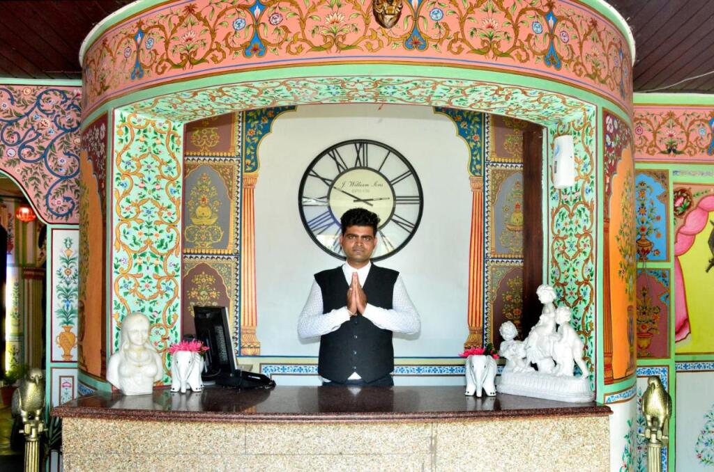 Джайпур: Mahal Rajwada Resort
