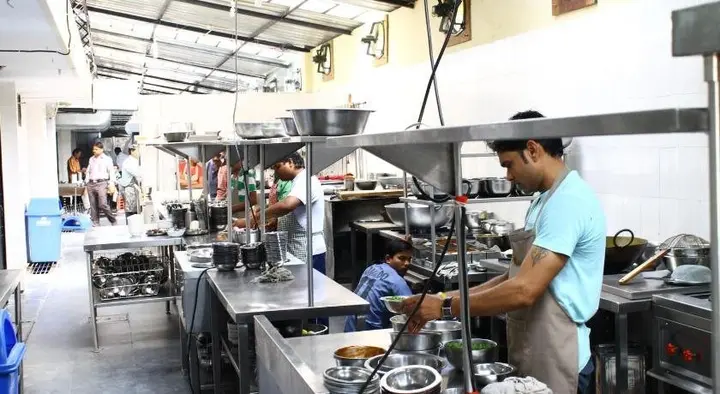 Bilaspur: Hotel Rasoi Inn