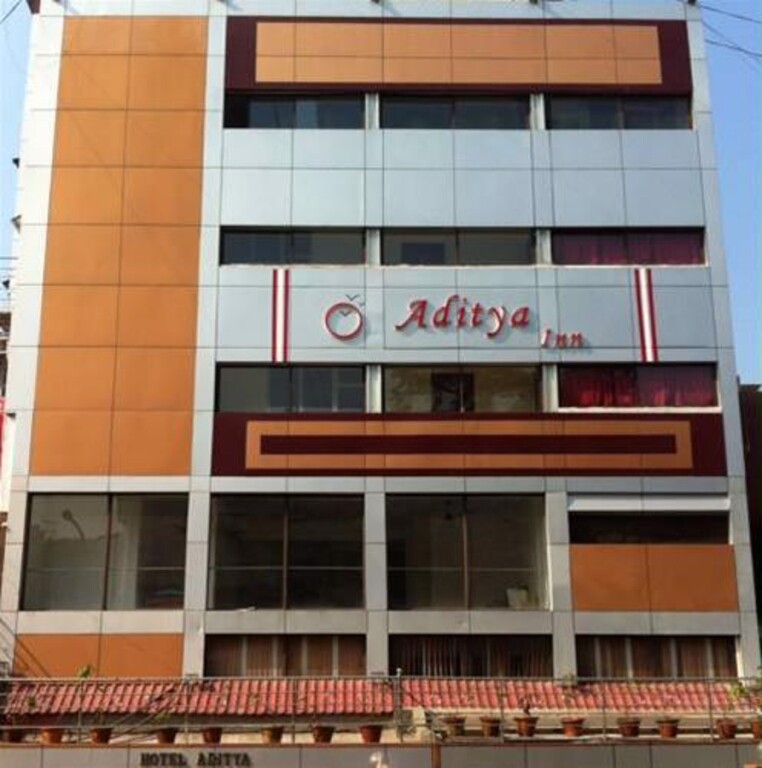Нагпур: Aditya Inn