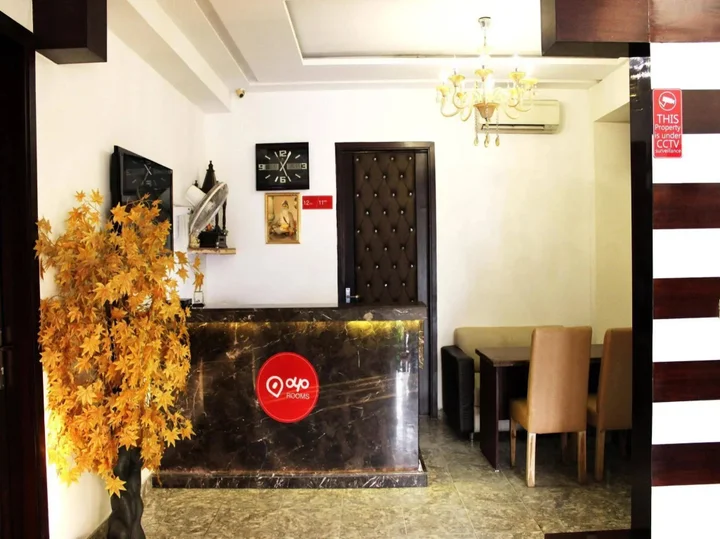 Нью-Дели: OYO 2201 Hotel Royal Mirage