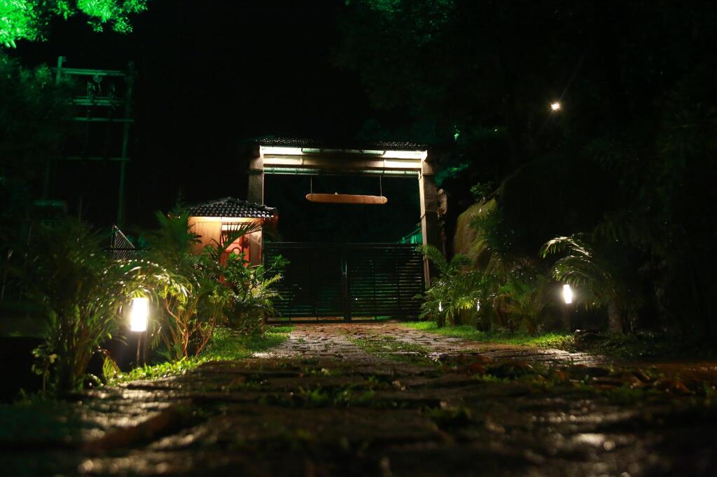 Велламундра: Lakkidi Village Resort