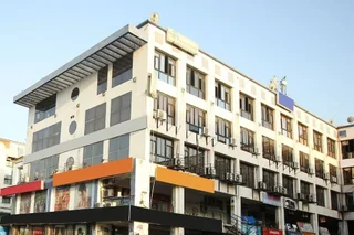 Гандхинагар: Hotel Midway Residency