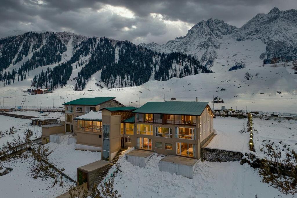 Сонамарг: Snow Land Hotels and Resort