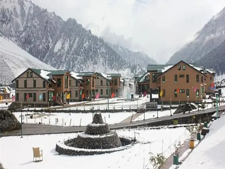 Сонамарг: Snow Land Hotels and Resort