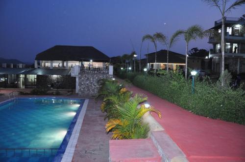 Наинитал: Corbett Jungle Treasure Resort
