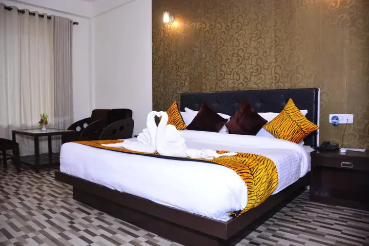 Наинитал: Corbett Jungle Treasure Resort