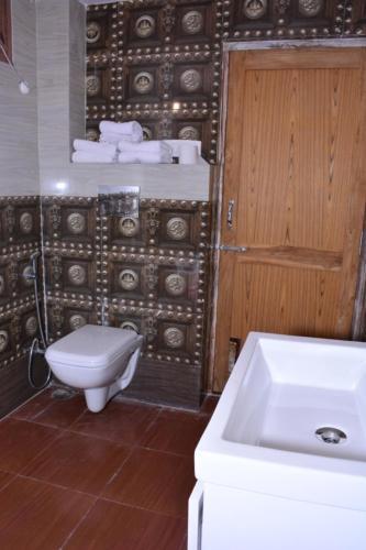Наинитал: Corbett Jungle Treasure Resort