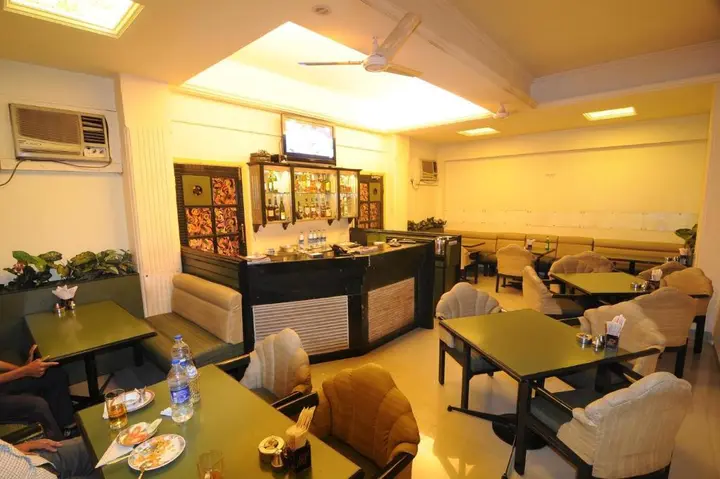 Нашик: Panchavati Elite Inn