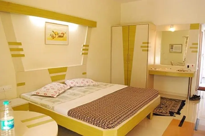 Нашик: Panchavati Elite Inn