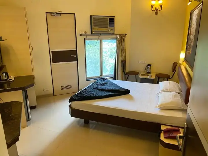 Нашик: Panchavati Elite Inn