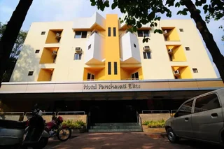 Нашик: Panchavati Elite Inn
