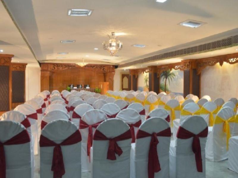 Пури: Hotel Lucky India Royal Heritage