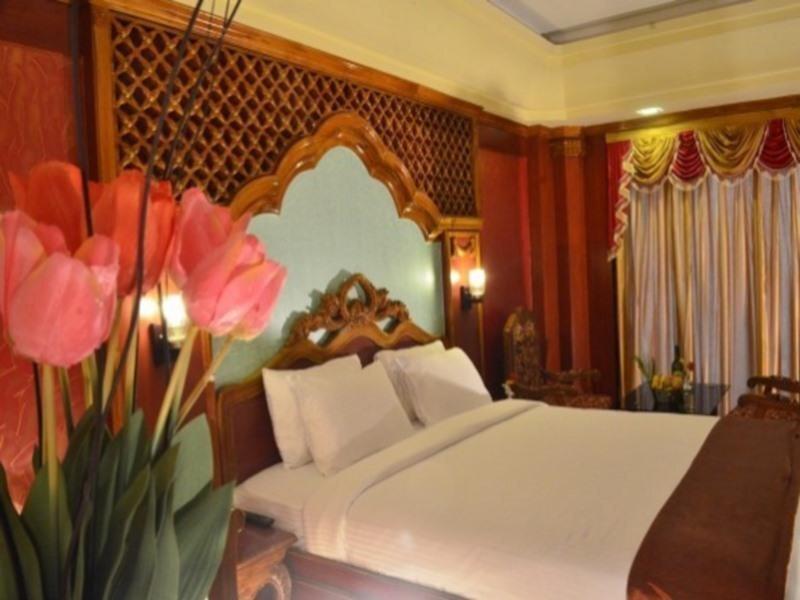 Пури: Hotel Lucky India Royal Heritage