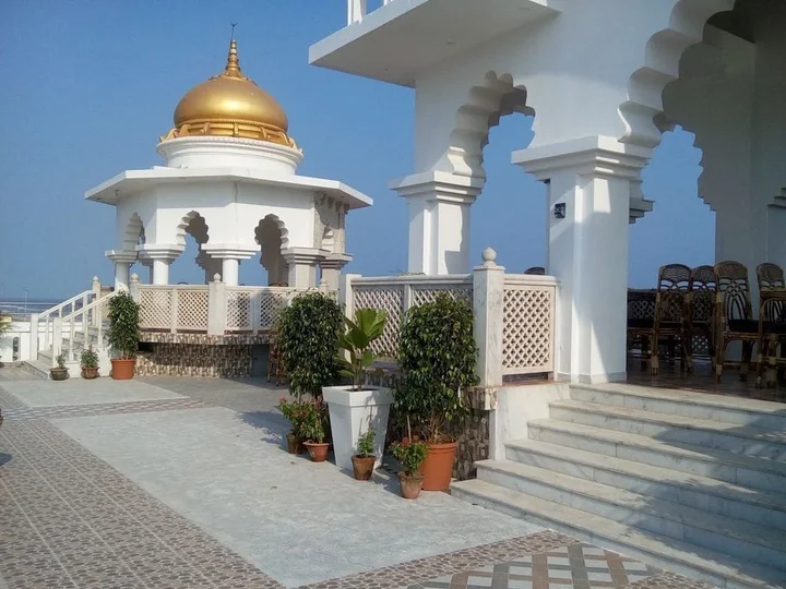 Пури: Hotel Lucky India Royal Heritage
