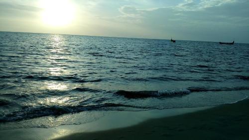 Cherthala: Marari Umapathi Beach Villa