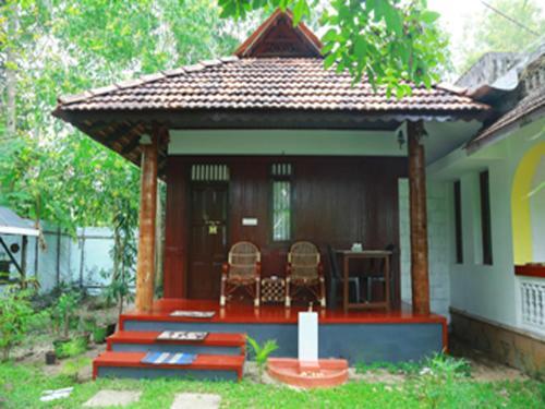 Cherthala: Marari Umapathi Beach Villa