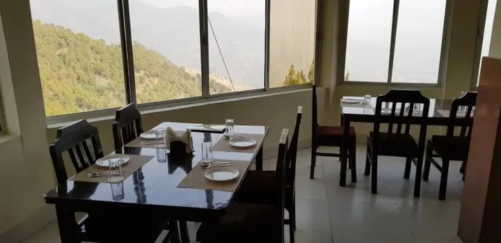 Чубаттакхал: Garhwali Inn