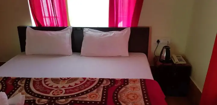 Чубаттакхал: Garhwali Inn