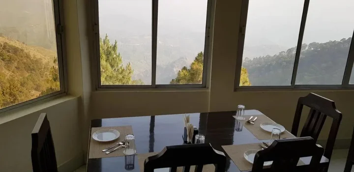 Чубаттакхал: Garhwali Inn