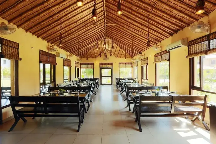 Наинитал: Corbett Mango Bloom Spa Resort