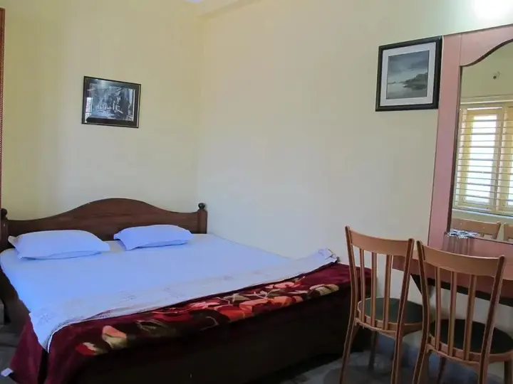 Бхубанешвар: Hotel Lotus