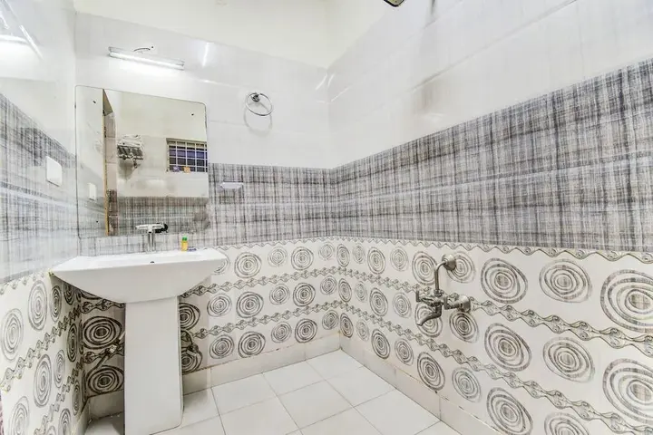 Бангалор: OYO 451 Goyal Residency