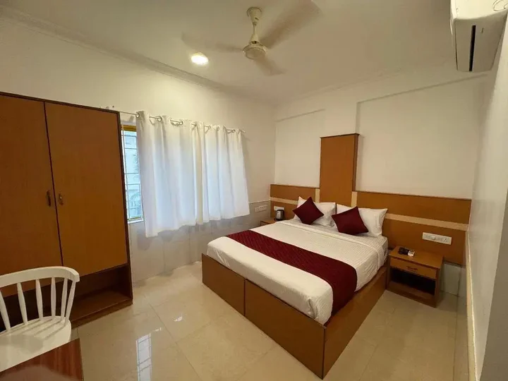 Бангалор: OYO 9633 Hotel Srinidhi Residency