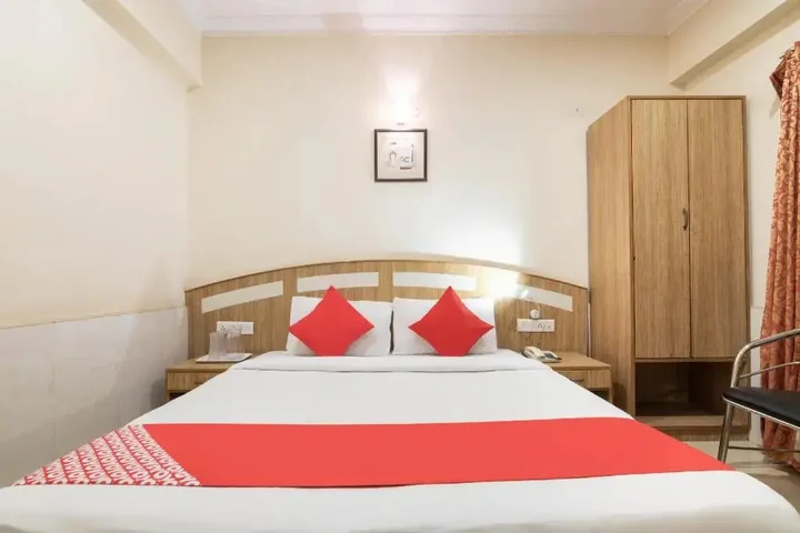 Бангалор: OYO 9633 Hotel Srinidhi Residency
