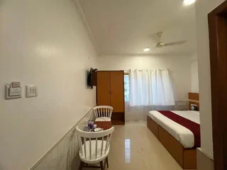 Бангалор: OYO 9633 Hotel Srinidhi Residency