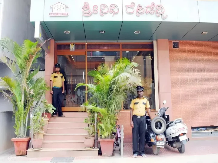 Бангалор: OYO 9633 Hotel Srinidhi Residency