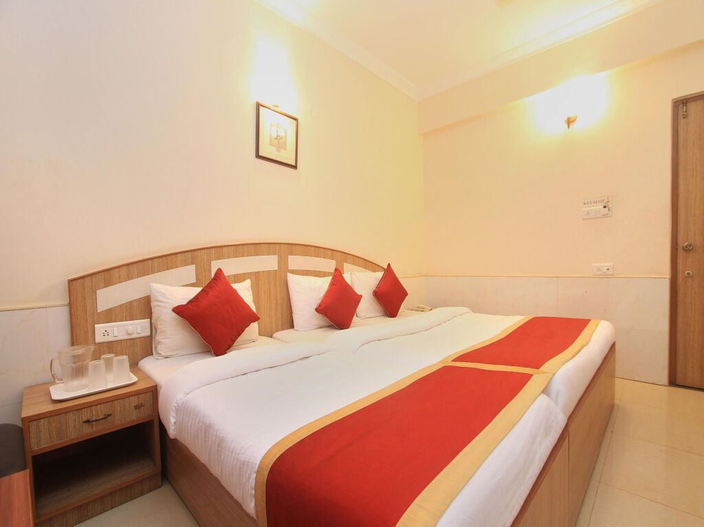 Бангалор: OYO 9633 Hotel Srinidhi Residency