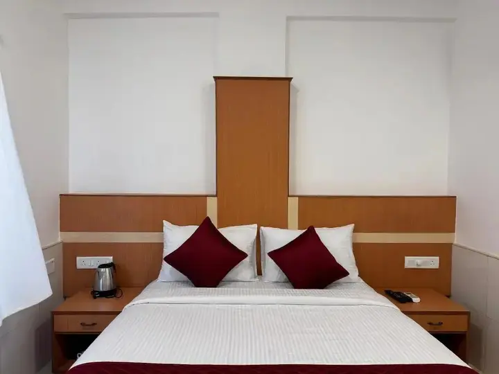 Бангалор: OYO 9633 Hotel Srinidhi Residency