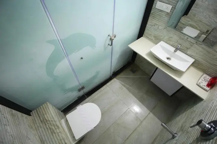 Раджкот: Hotel Paramount Inn