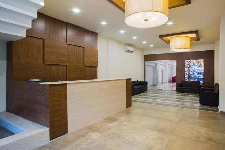 Пантнагар: Hotel Amber