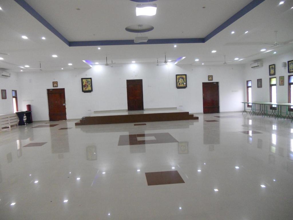 Hotel Sadhabishegam — фото 3