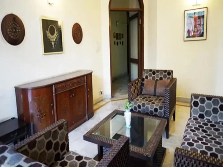 Нью-Дели: Woodpecker Apartments Hauz khas
