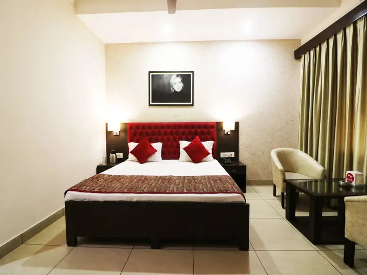 Буландшар: Alka Motel