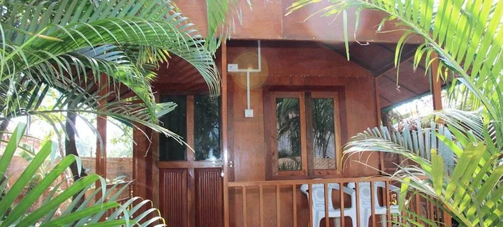 Морджим: Sea Bird Beach Cafe & Cottages